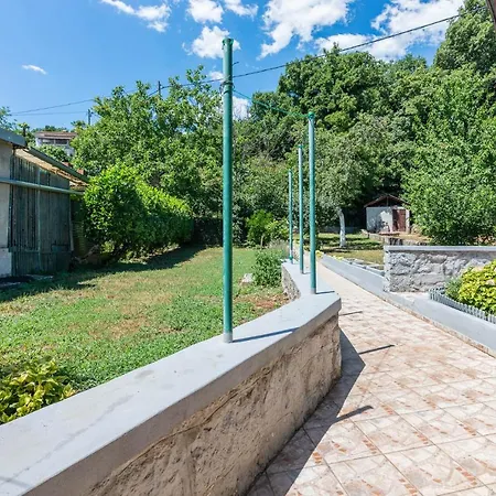 Apartamento Apartman Knezevic *